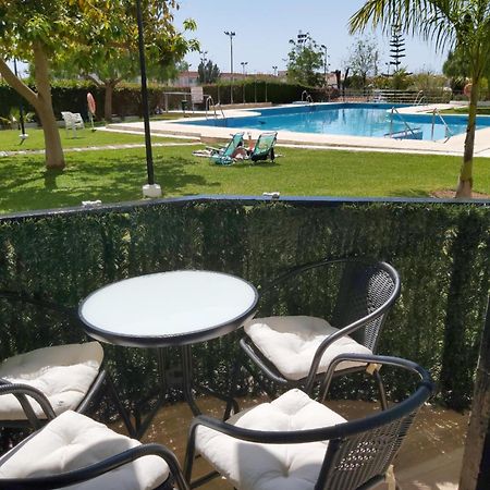 Apartamento La Casa Del Abuelo Нерха Екстериор снимка