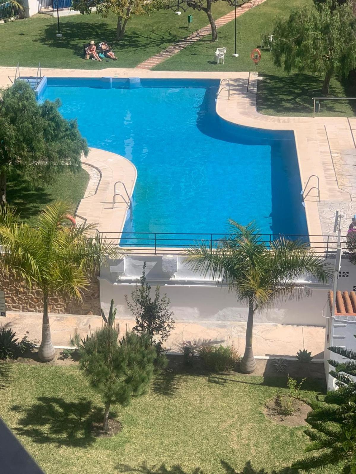 Apartamento La Casa Del Abuelo Нерха Екстериор снимка