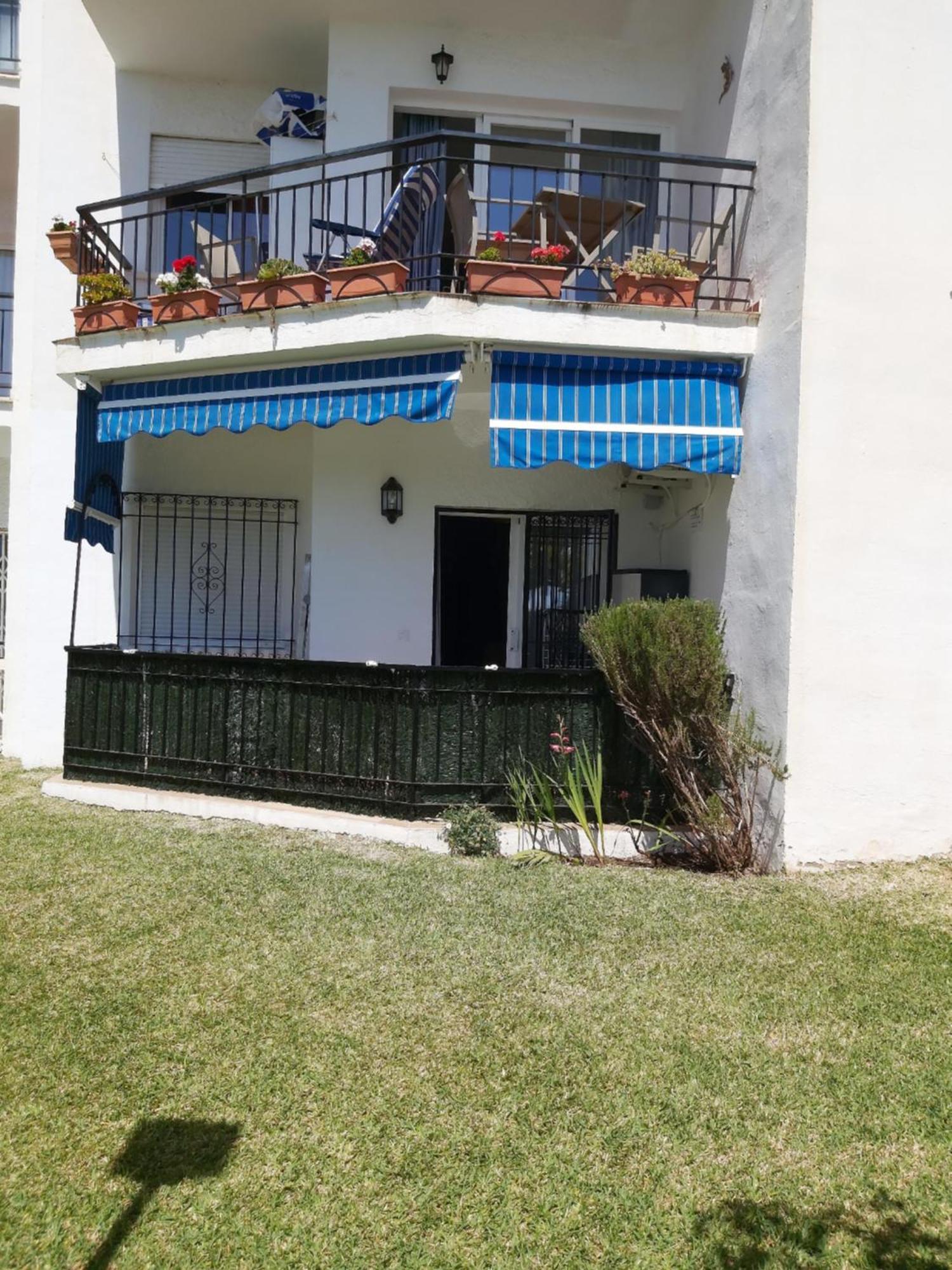 Apartamento La Casa Del Abuelo Нерха Екстериор снимка